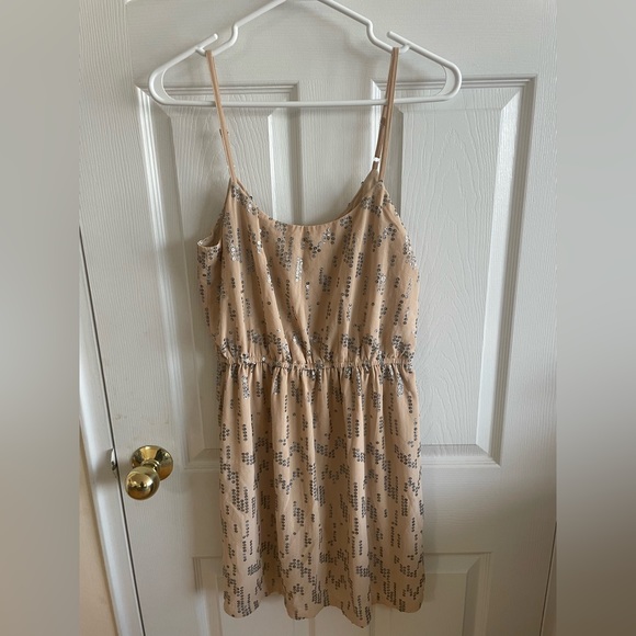 Beige Dress with Silver Sequins (US M) - Picture 2 of 3